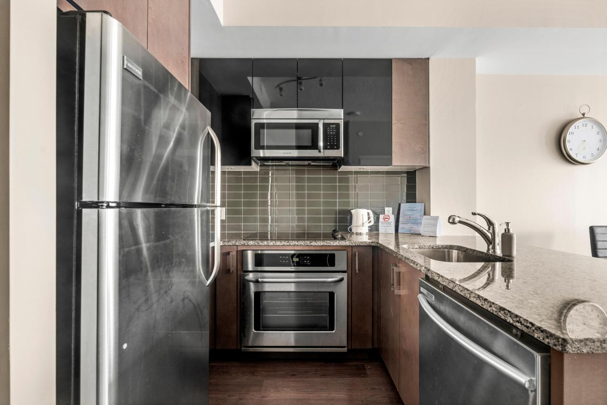 Modern Lillian St Apartments By Globalstay 토론토 외부 사진